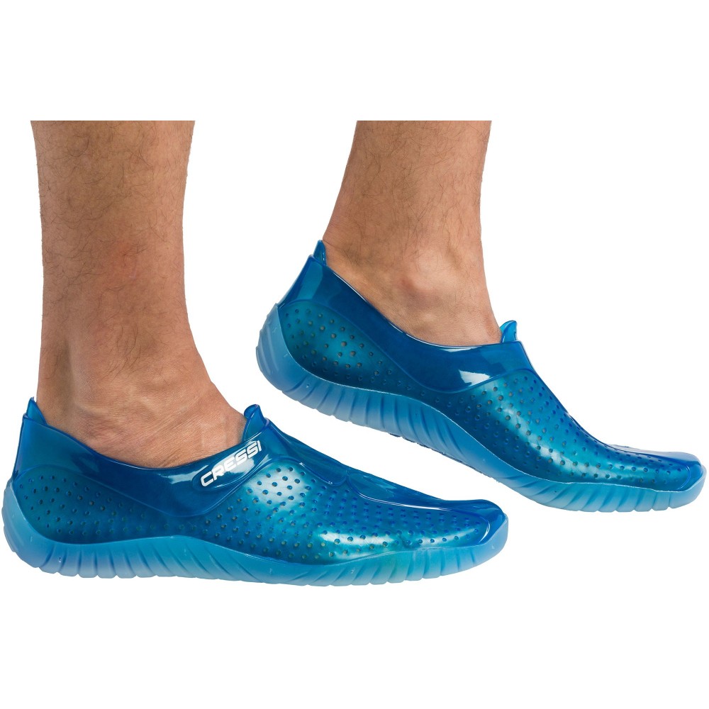 - WATER SHOES BLUE 37