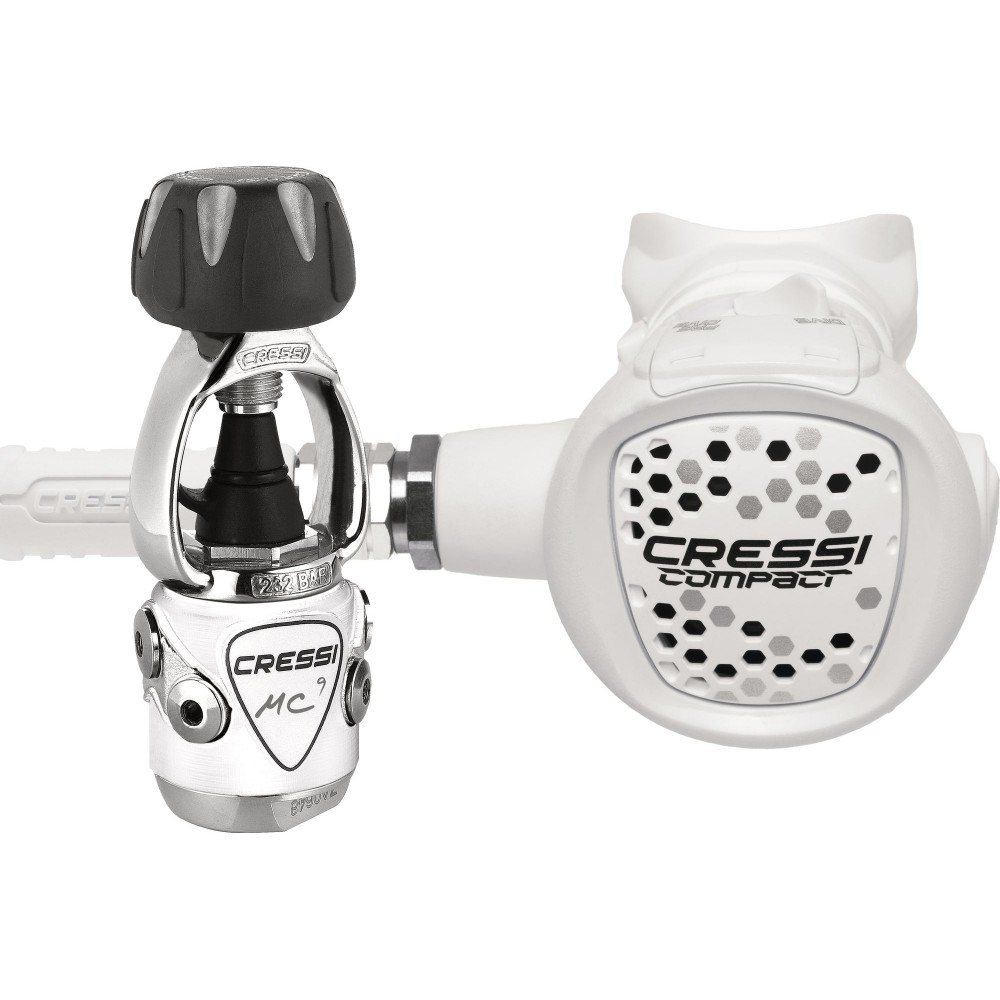 - MC9/XS COMPACT REGULATOR INT WHITE