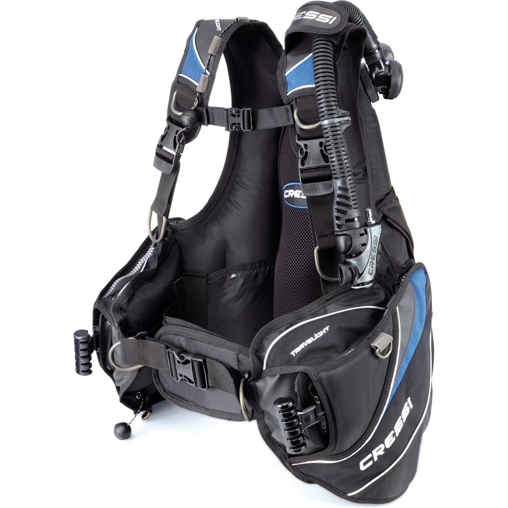 - TRAVELIGHT B.C.'D BLUE L