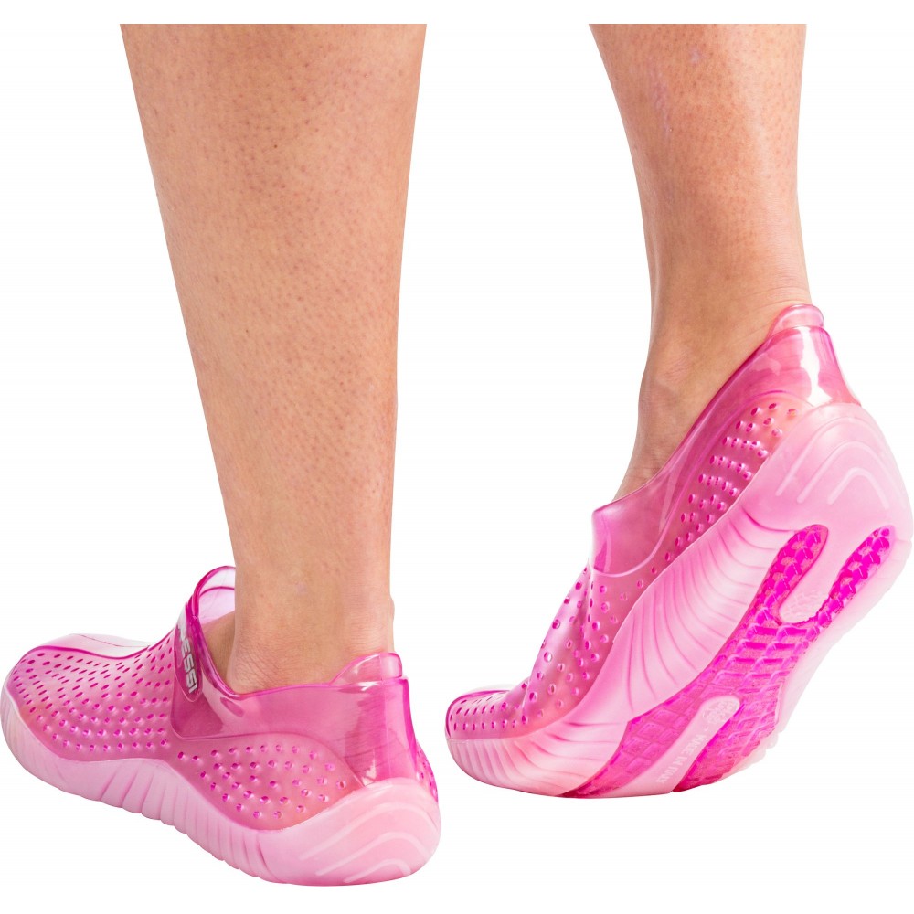 - WATER SHOES PINK 29/30